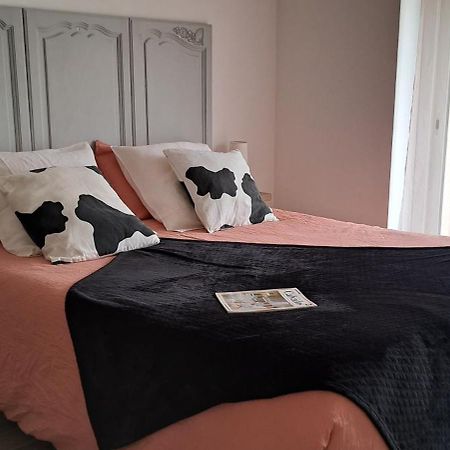 La Bergerie Du Mesnil Bed & Breakfast Livry  Luaran gambar